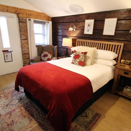 Boutique Garden Lodge @ The Larches Wolverhampton Kültér fotó